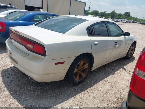 2013 DODGE CHARGER SE