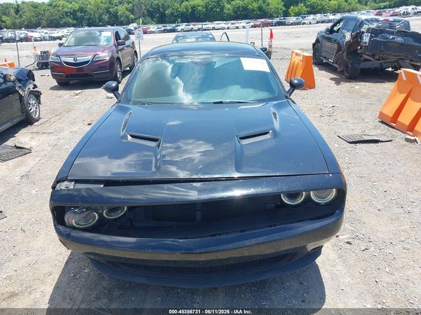 2016 DODGE CHALLENGER SXT