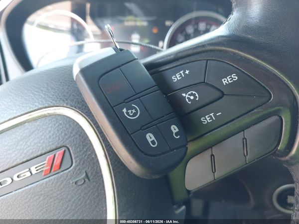 2016 DODGE CHALLENGER SXT