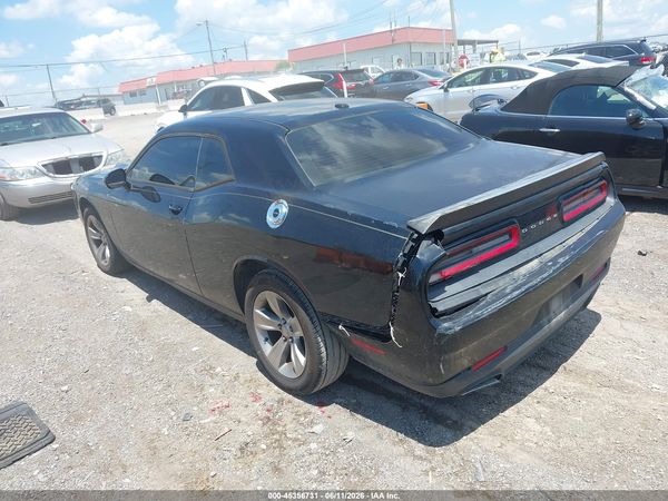 2016 DODGE CHALLENGER SXT