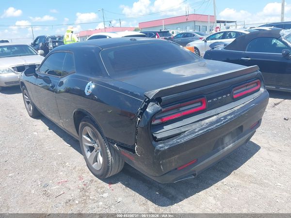 2016 DODGE CHALLENGER SXT