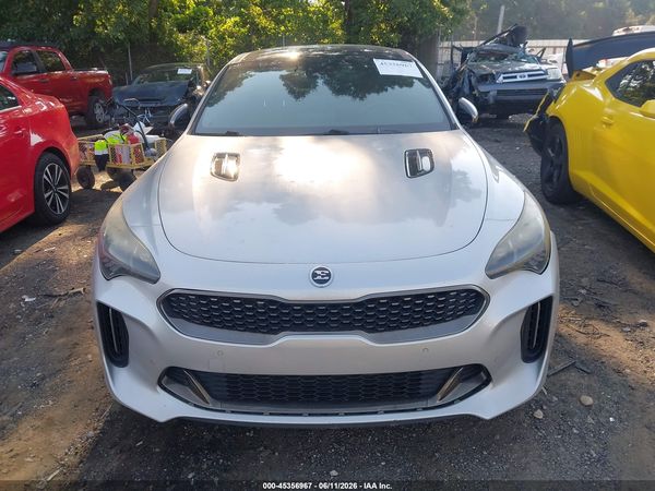 2018 KIA STINGER GT1