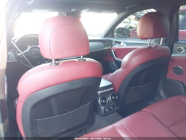 2018 KIA STINGER GT1