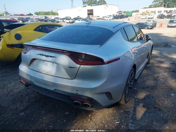 2018 KIA STINGER GT1