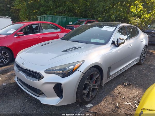 2018 KIA STINGER GT1