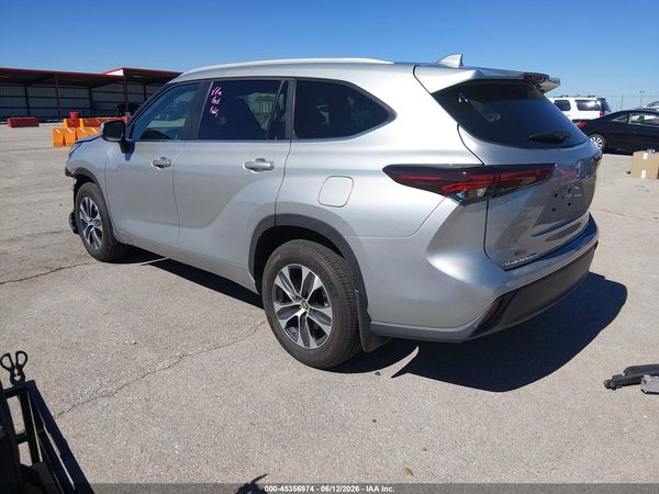 2024 TOYOTA HIGHLANDER XLE