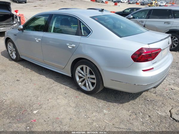 2019 VOLKSWAGEN PASSAT 2.0T SE R-LINE — I3
