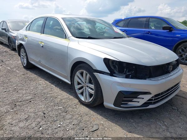 2019 VOLKSWAGEN PASSAT 2.0T SE R-LINE — I6