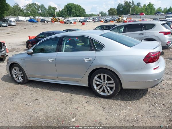 2019 VOLKSWAGEN PASSAT 2.0T SE R-LINE — I117