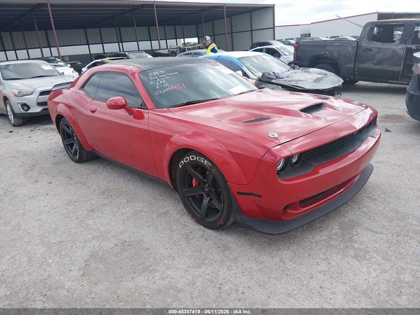 2016 DODGE CHALLENGER SRT HELLCAT