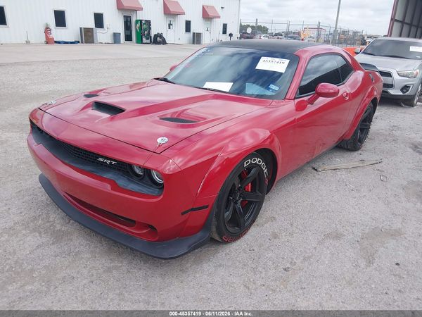 2016 DODGE CHALLENGER SRT HELLCAT