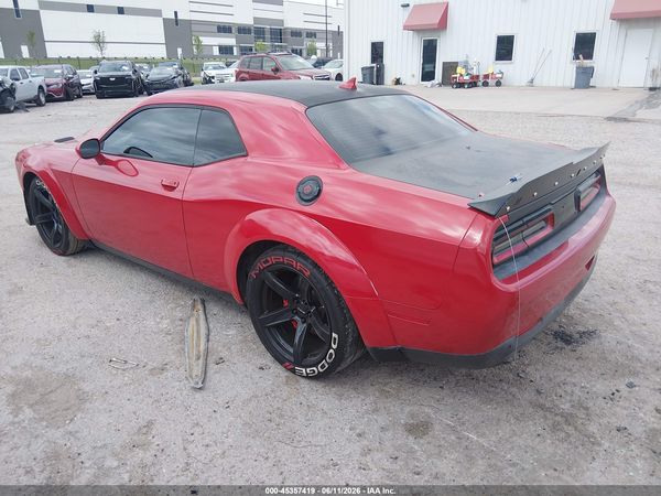 2016 DODGE CHALLENGER SRT HELLCAT