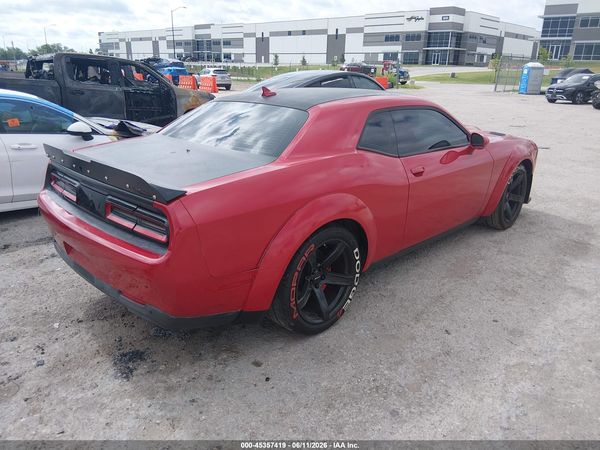 2016 DODGE CHALLENGER SRT HELLCAT