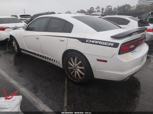 2013 DODGE CHARGER SE
