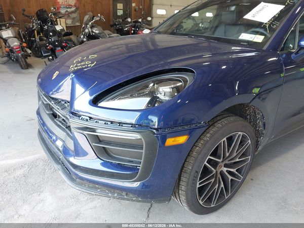 2026 PORSCHE MACAN T