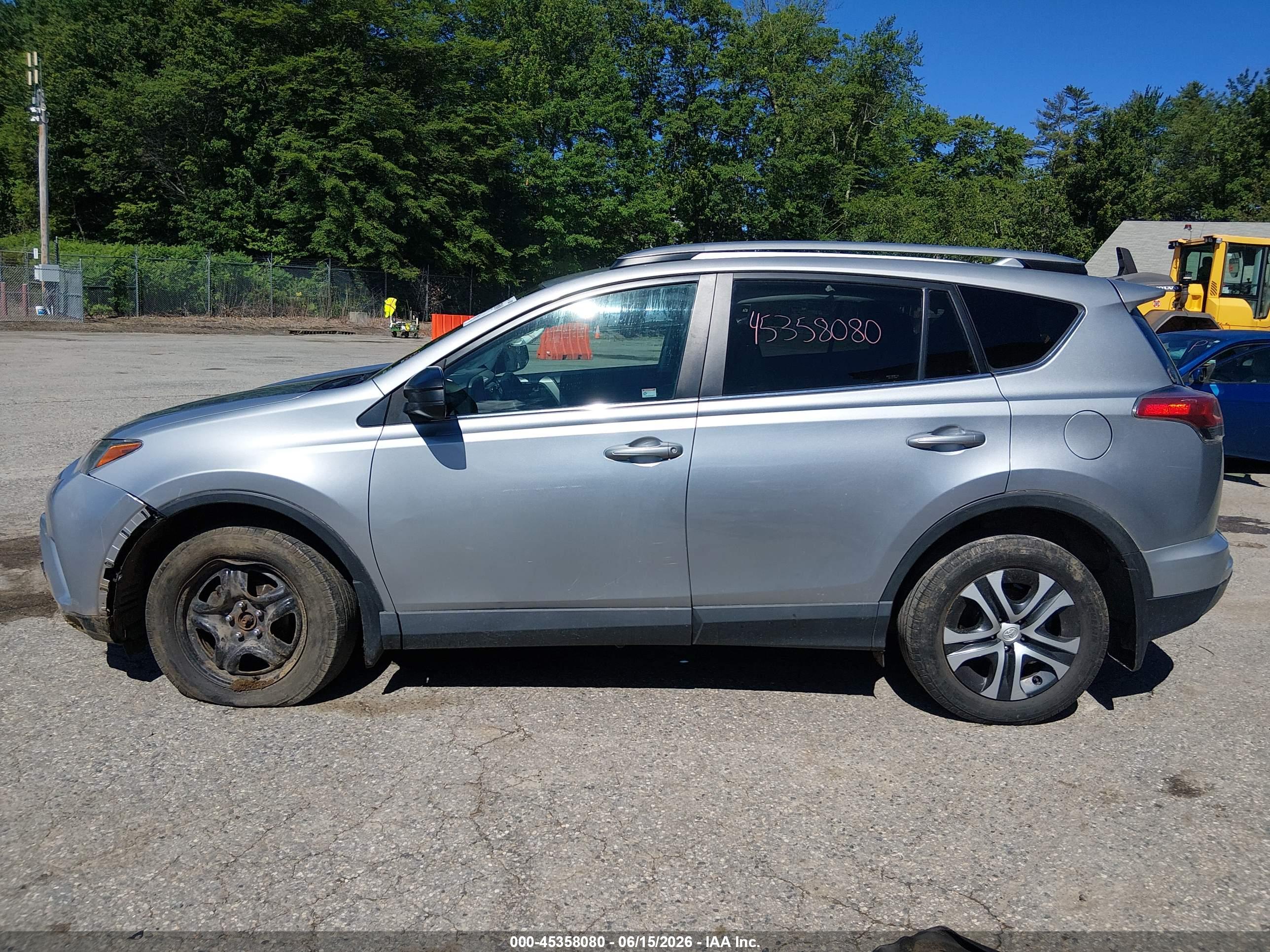 2017 TOYOTA RAV4 LE