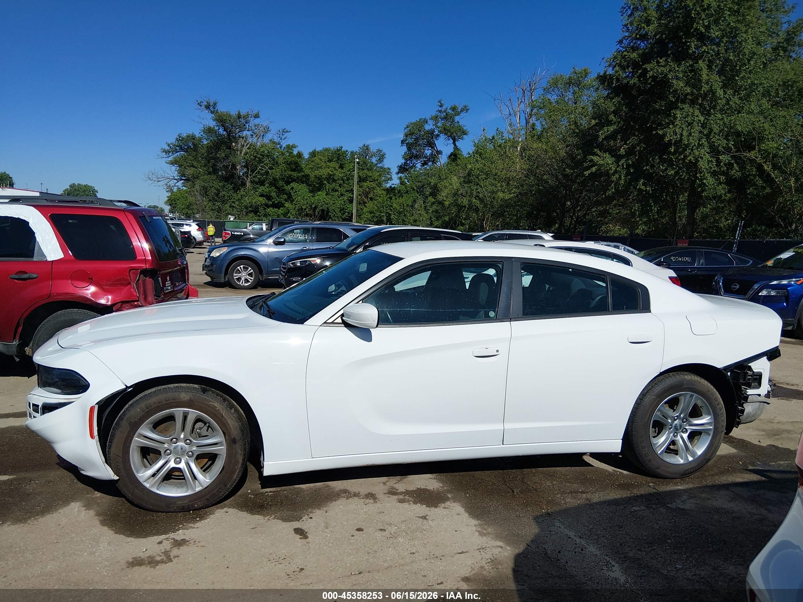 2015 DODGE CHARGER SE