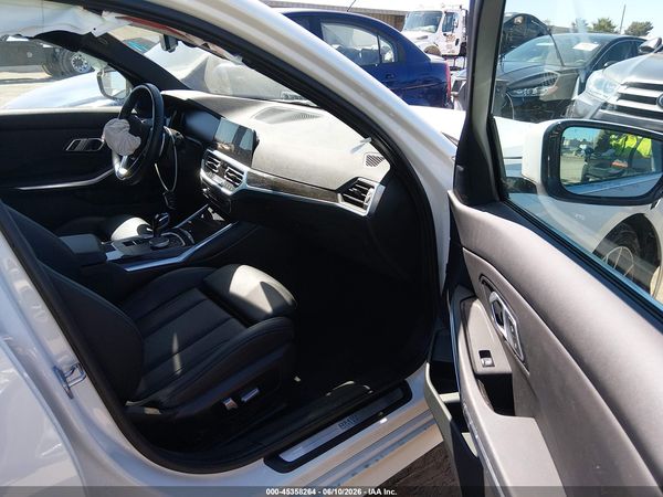 2022 BMW 330E