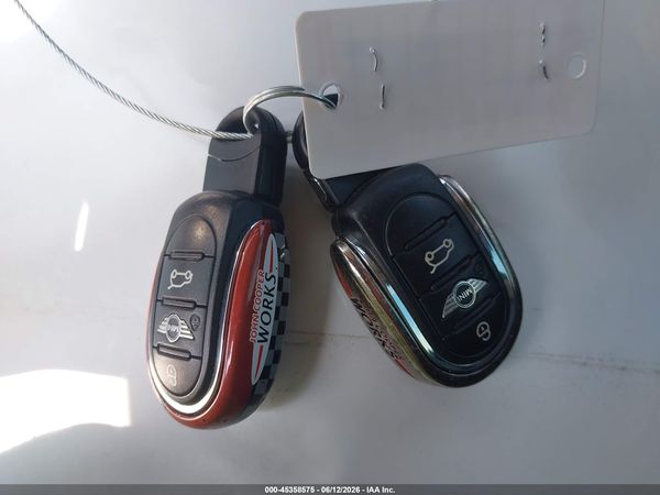 2016 MINI CLUBMAN COOPER S