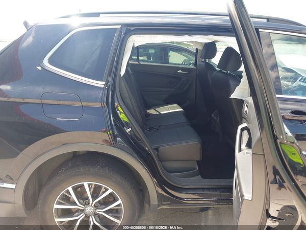 2020 VOLKSWAGEN TIGUAN 4Motion SE, 4Motion SEL — I8