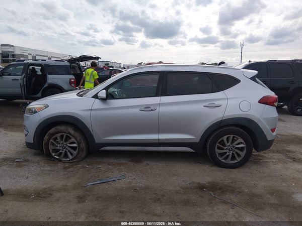 2017 HYUNDAI TUCSON SE PLUS