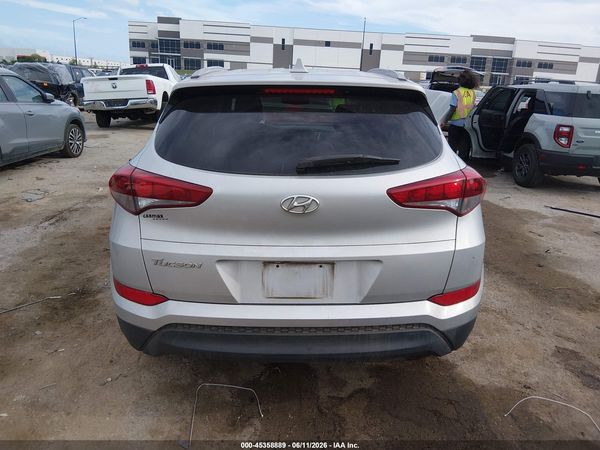 2017 HYUNDAI TUCSON SE PLUS