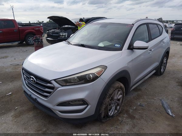 2017 HYUNDAI TUCSON SE PLUS