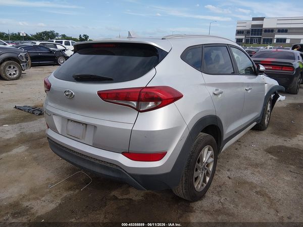 2017 HYUNDAI TUCSON SE PLUS