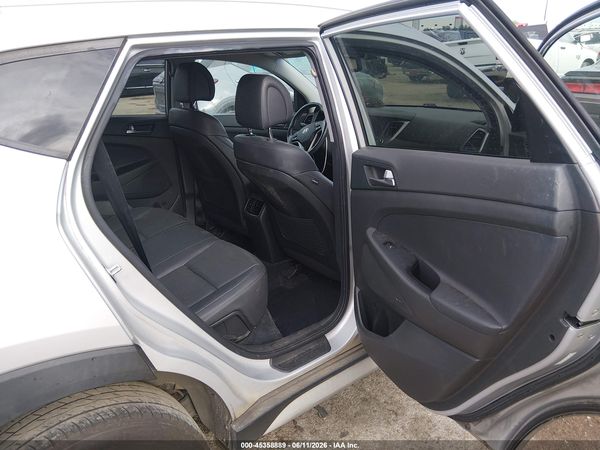 2017 HYUNDAI TUCSON SE PLUS