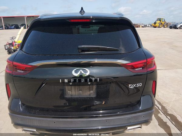 2021 INFINITI QX50 LUXE