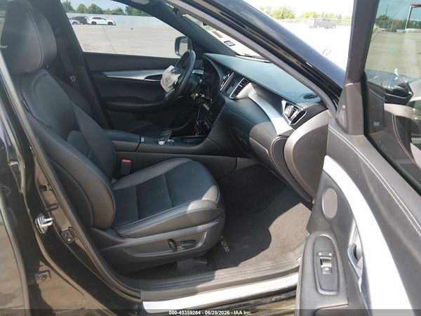 2021 INFINITI QX50 LUXE