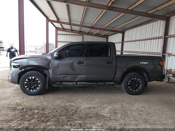 2021 NISSAN TITAN PRO-4X 4X4