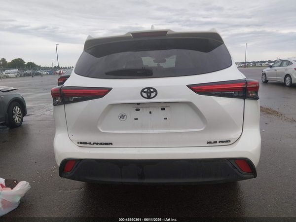 2021 TOYOTA HIGHLANDER XLE