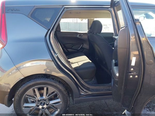 2021 KIA SOUL S