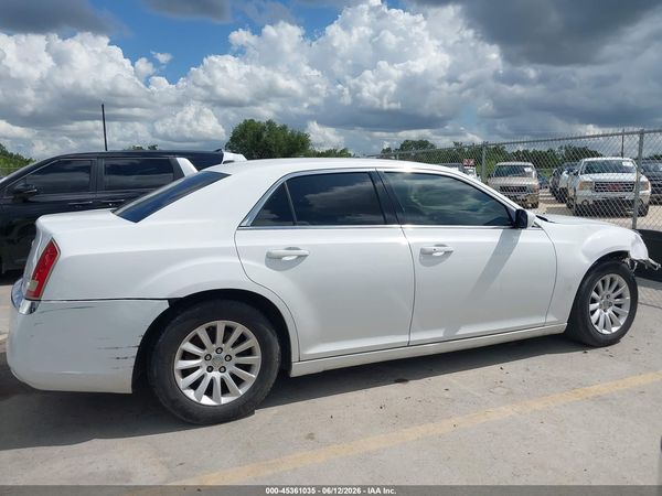 2013 CHRYSLER 300 MOTOWN