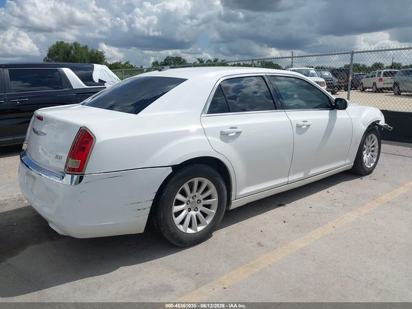 2013 CHRYSLER 300 MOTOWN