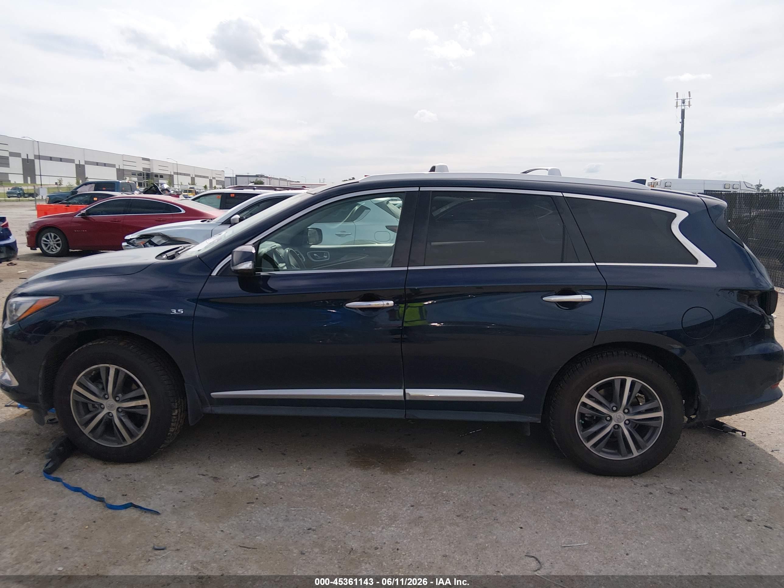 2017 INFINITI QX60