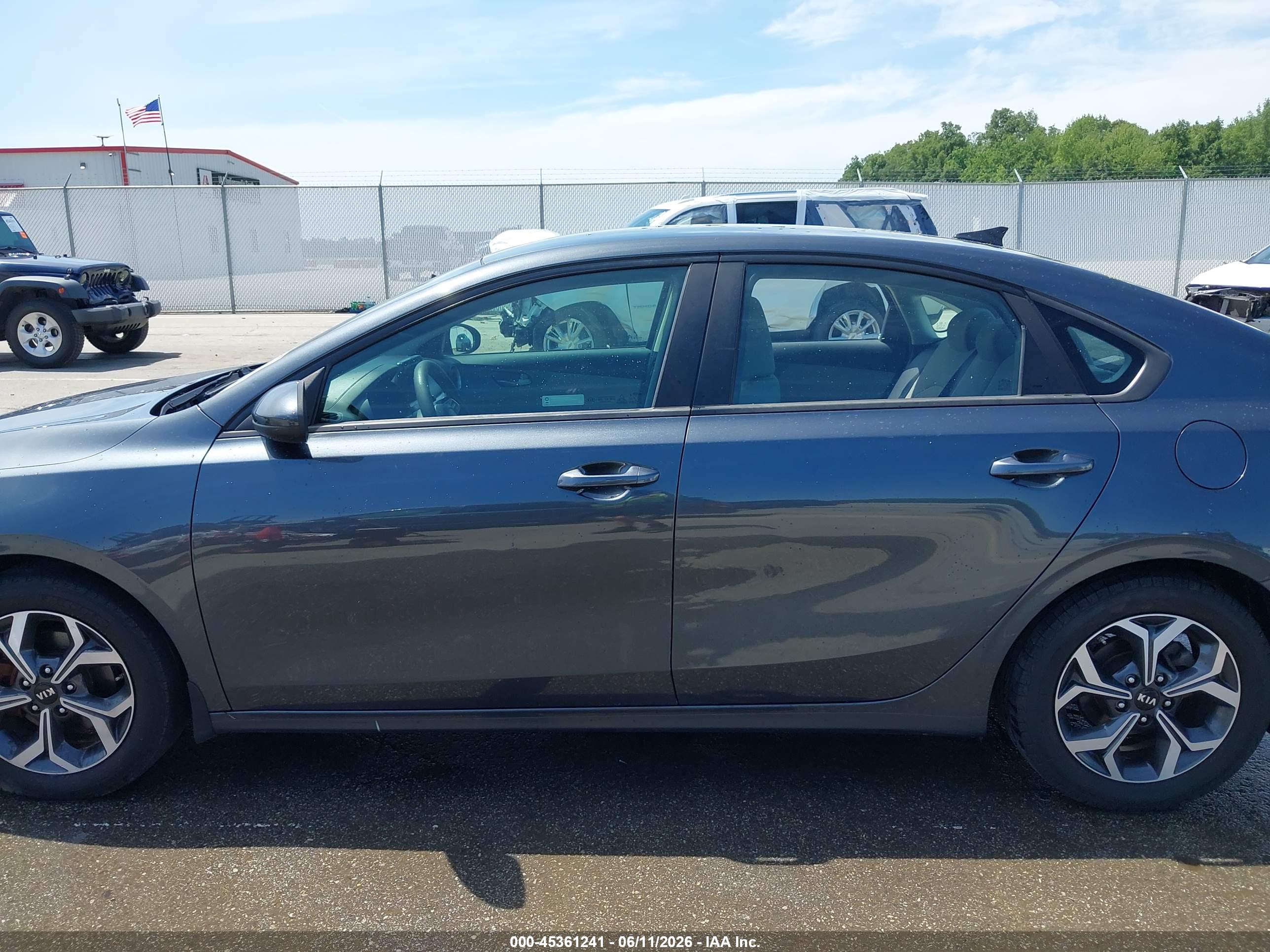 2019 KIA FORTE LXS