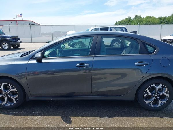 2019 KIA FORTE LXS