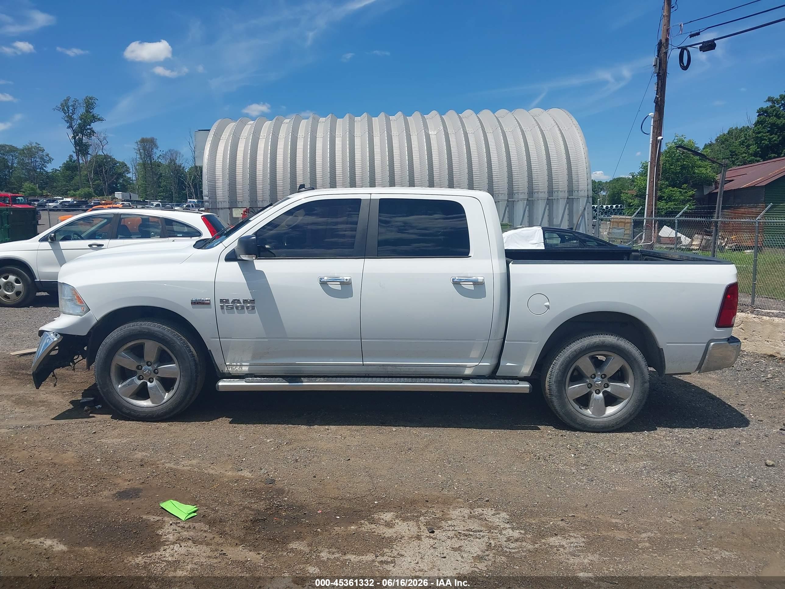 2017 RAM 1500 BIG HORN  4X4 5'7 BOX