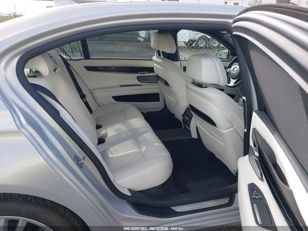 2014 BMW ALPINA B7 750Li/Alpina B7