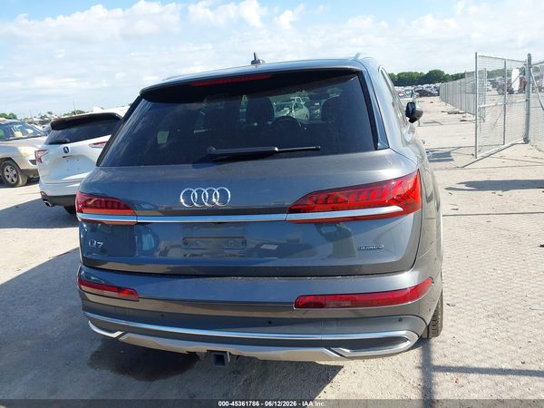 2022 AUDI Q7