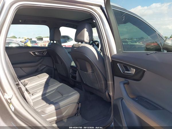 2022 AUDI Q7