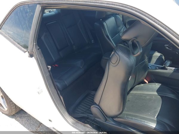 2015 DODGE CHALLENGER SXT PLUS