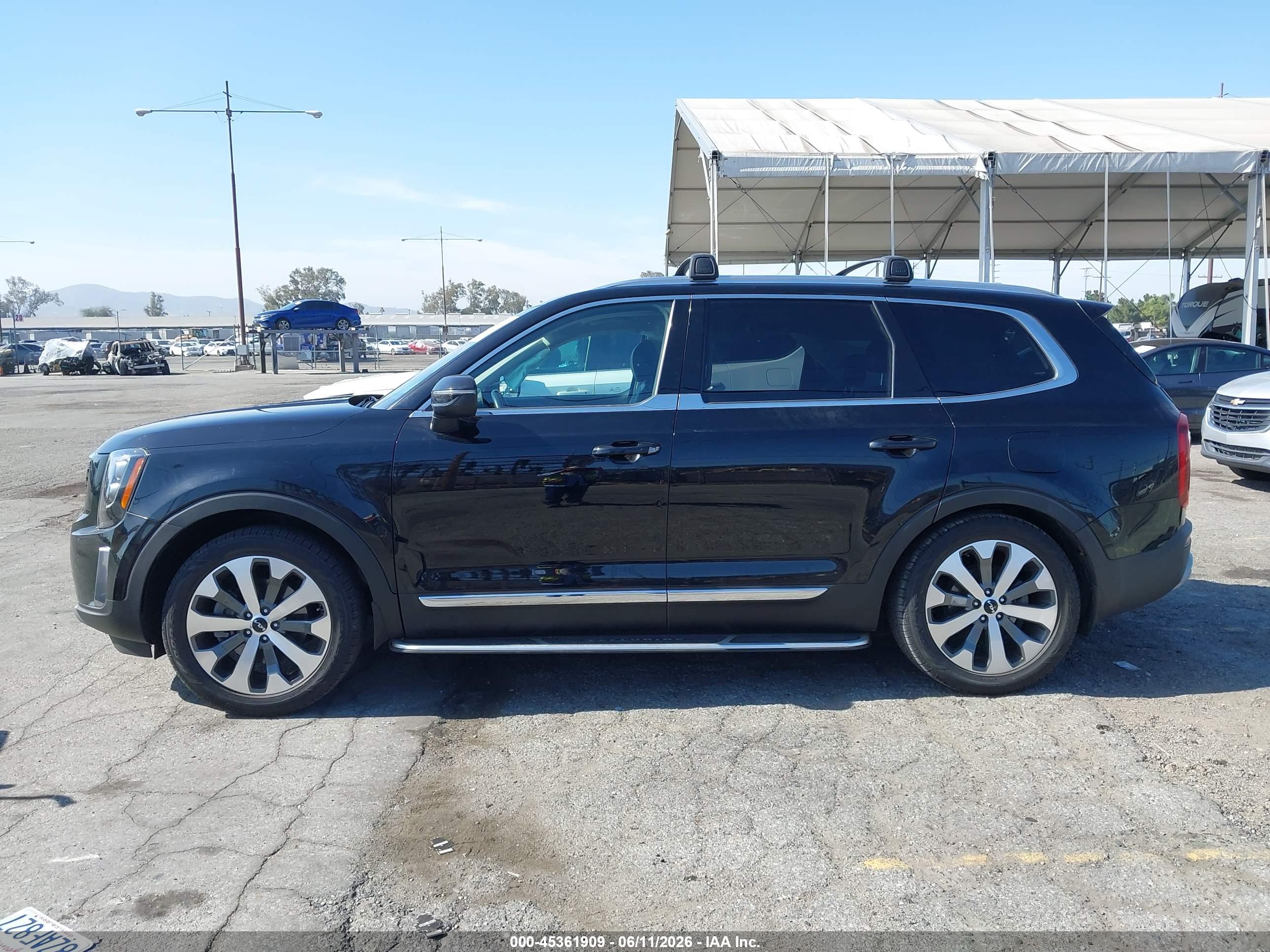 2022 KIA TELLURIDE EX