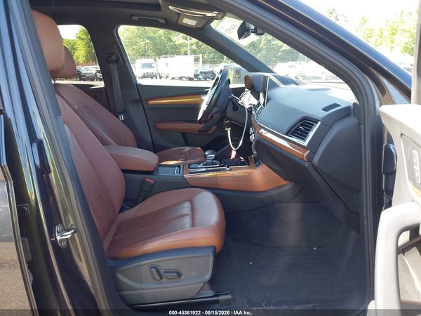 2021 AUDI Q5