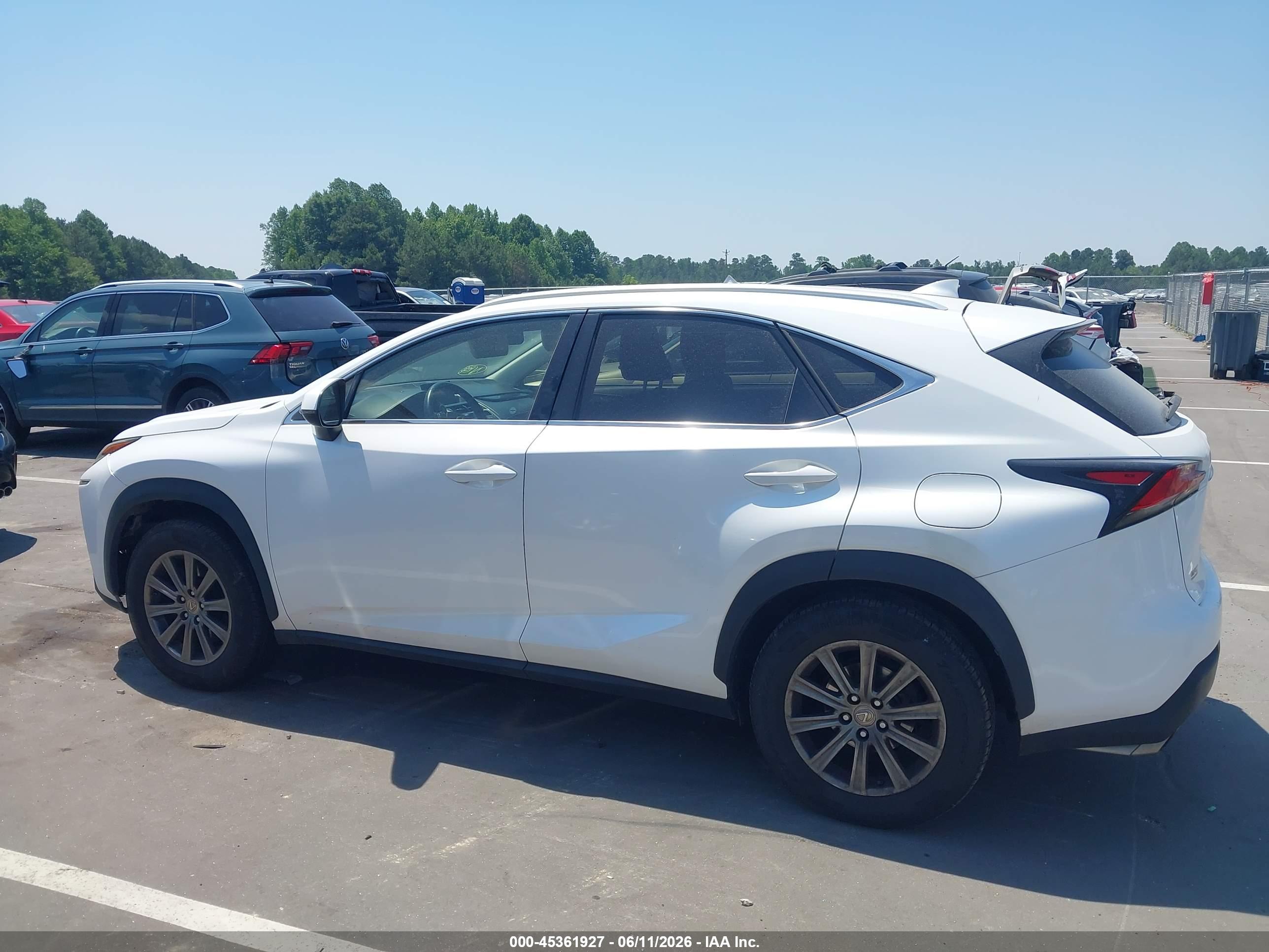 2016 LEXUS NX 200T 200t Luxury