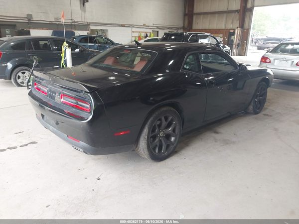 2019 DODGE CHALLENGER SXT