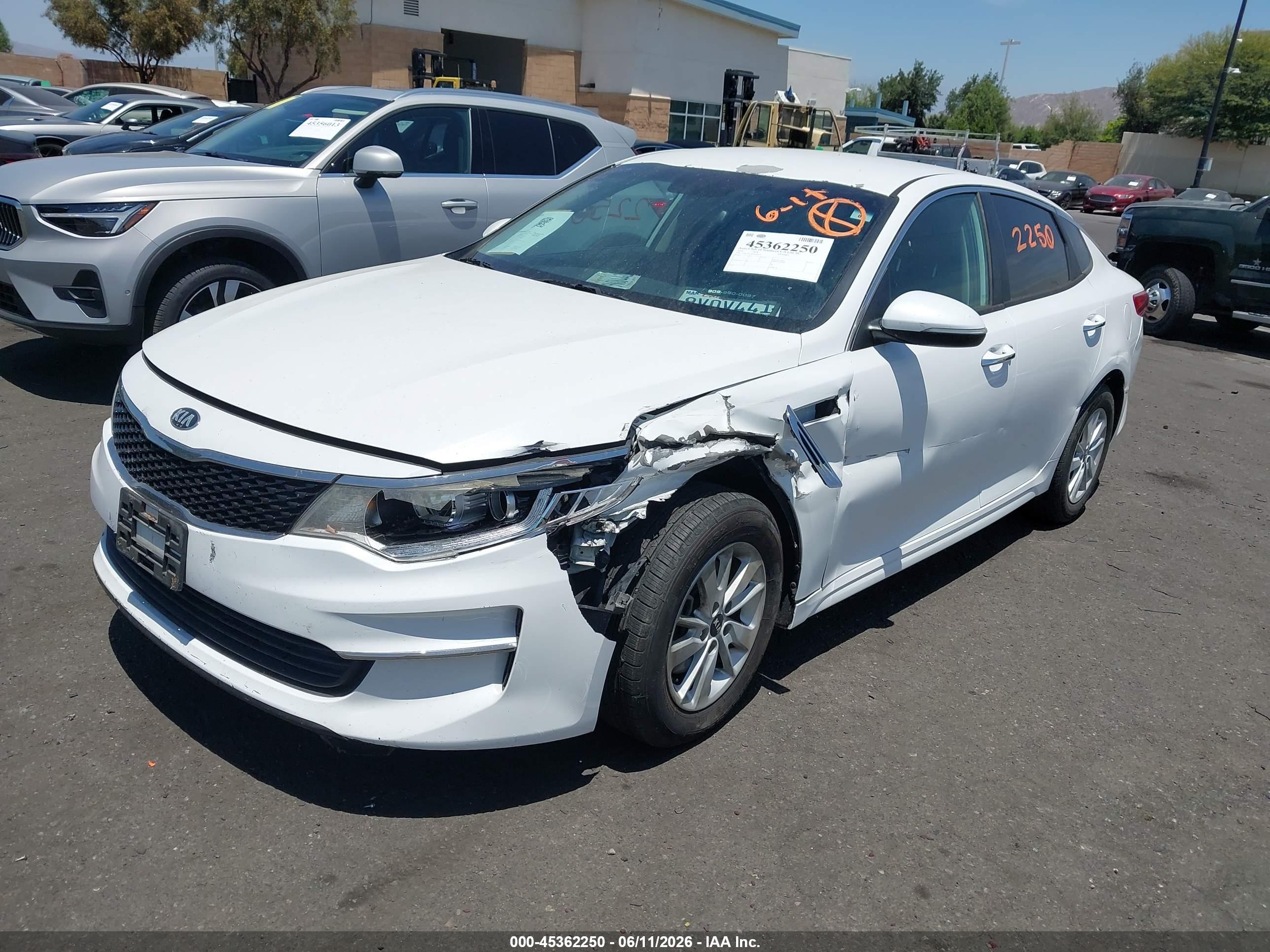 2016 KIA OPTIMA LX