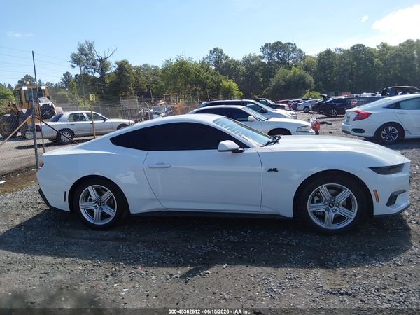 2026 FORD MUSTANG I4